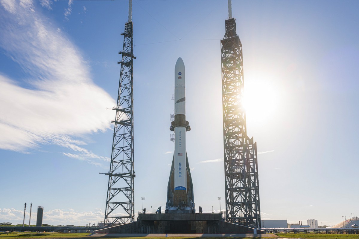 بلو اوریجین روز پنجشنبه دومین پرتاب نیو گلن را پس از تاخیر ناشی از طوفان خورشیدی امتحان می‌کند