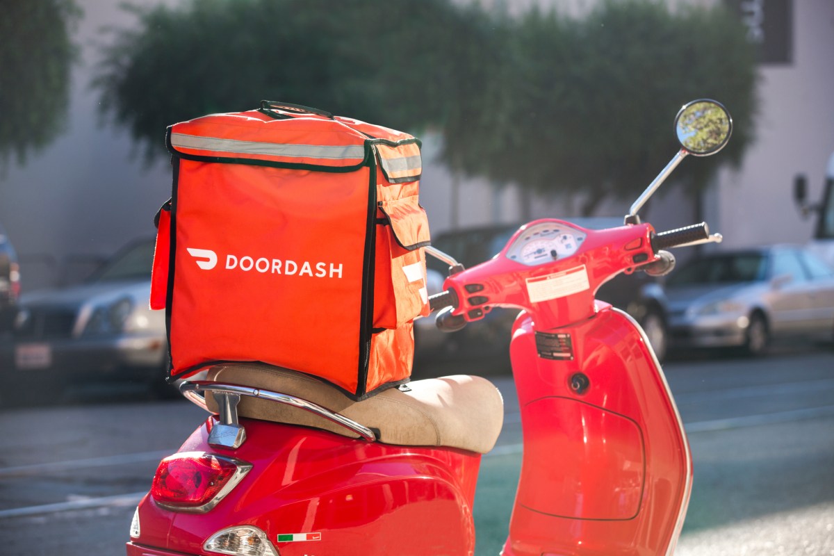 DoorDash میگوید رانندهای را که ظاهراً با هوش مصنوعی تحویل را جعل کرده بود، مسدود کرده است
